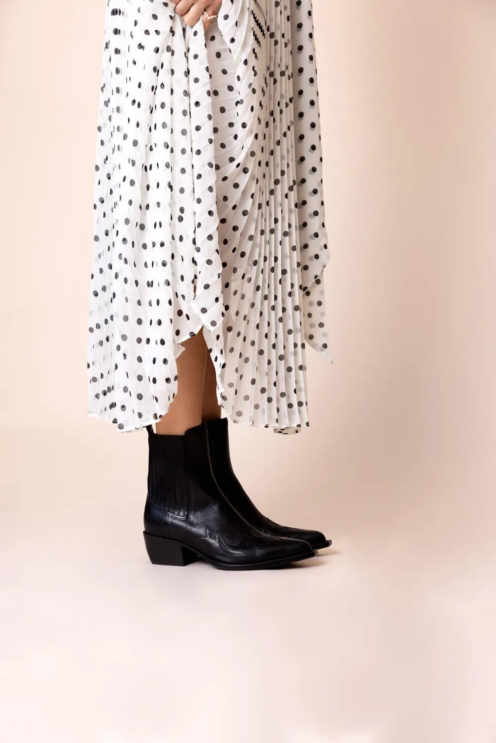 Debbie Beatle Boots