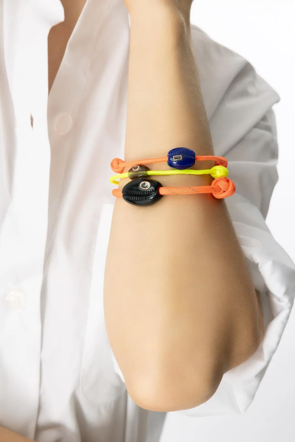Lapis Saphire Cowry Bead Bracelet