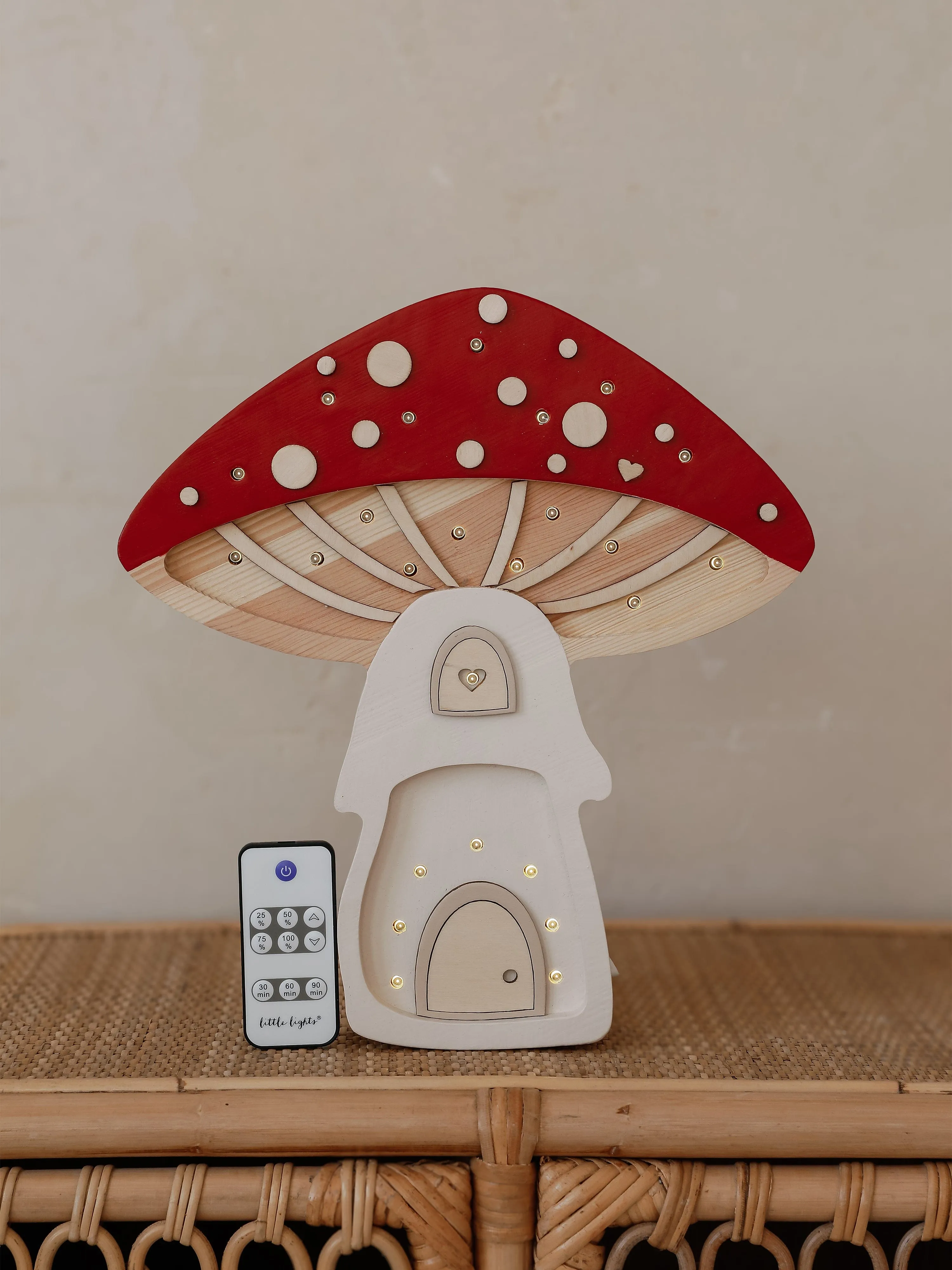 Little Lights Mushroom Lamp in Red (31.5x29x5.5 cm)