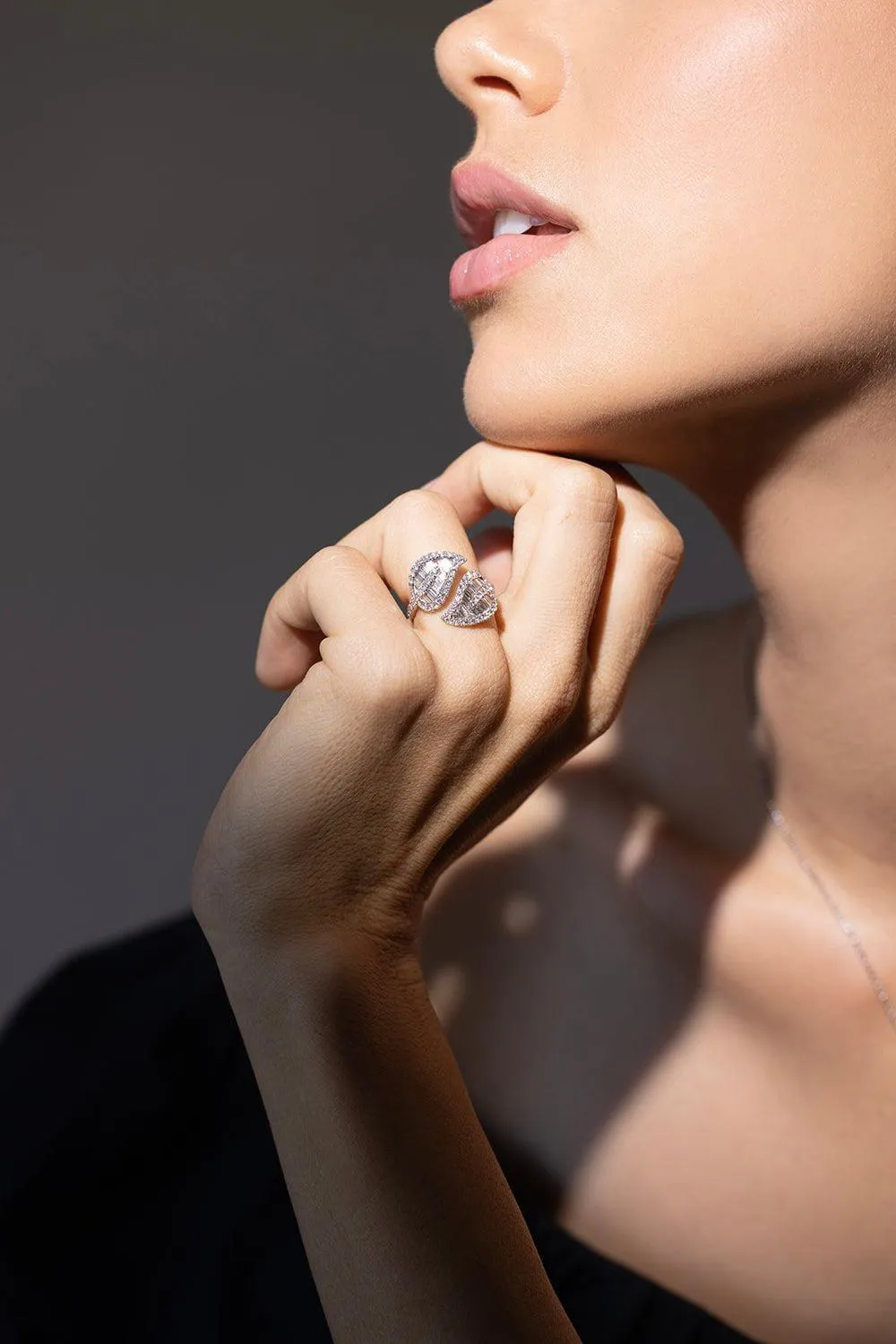 Medium Diamond Leaf Ring