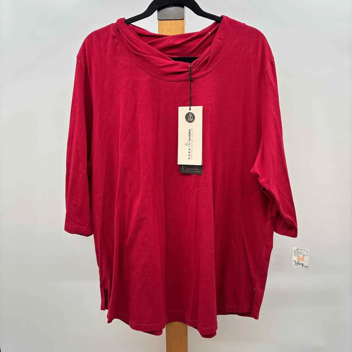 Neon Buddha Women's Size 3X Red Solid Long Sleeve Shirt