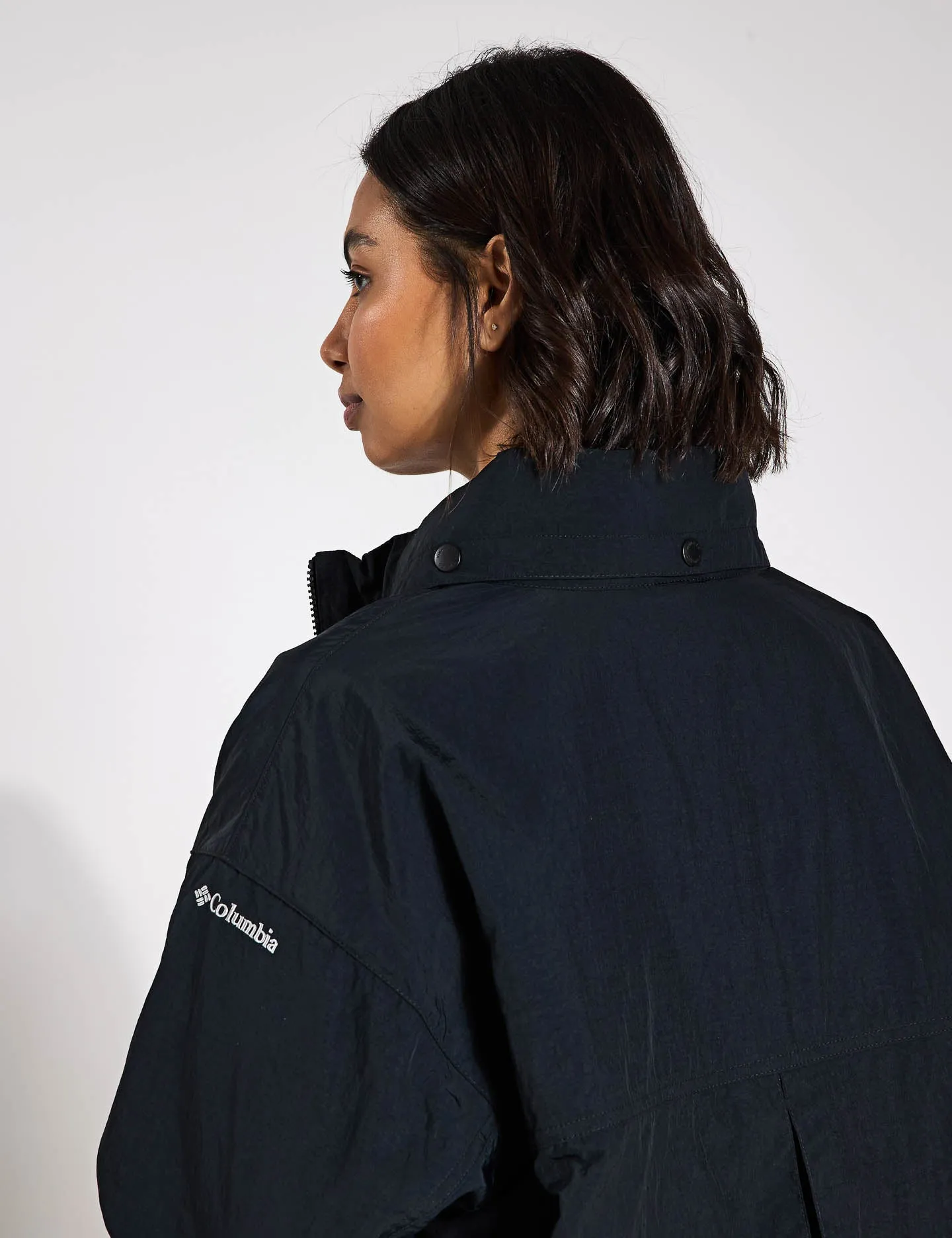Paracutie II Hooded Windbreaker - Black