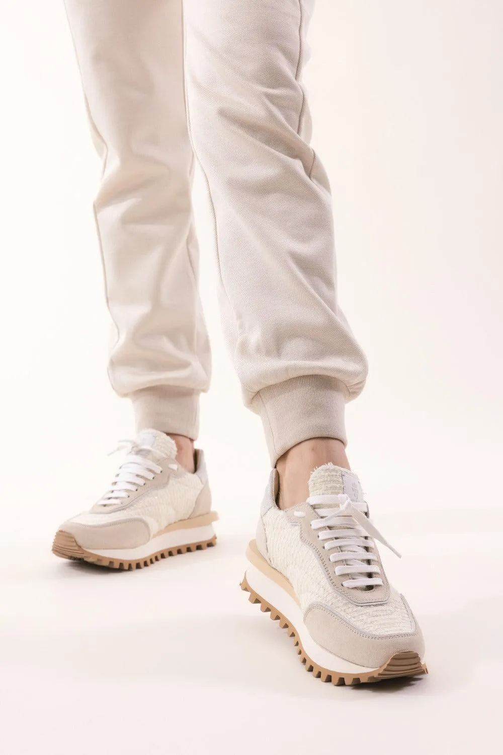 Runner Sneakers - Cream