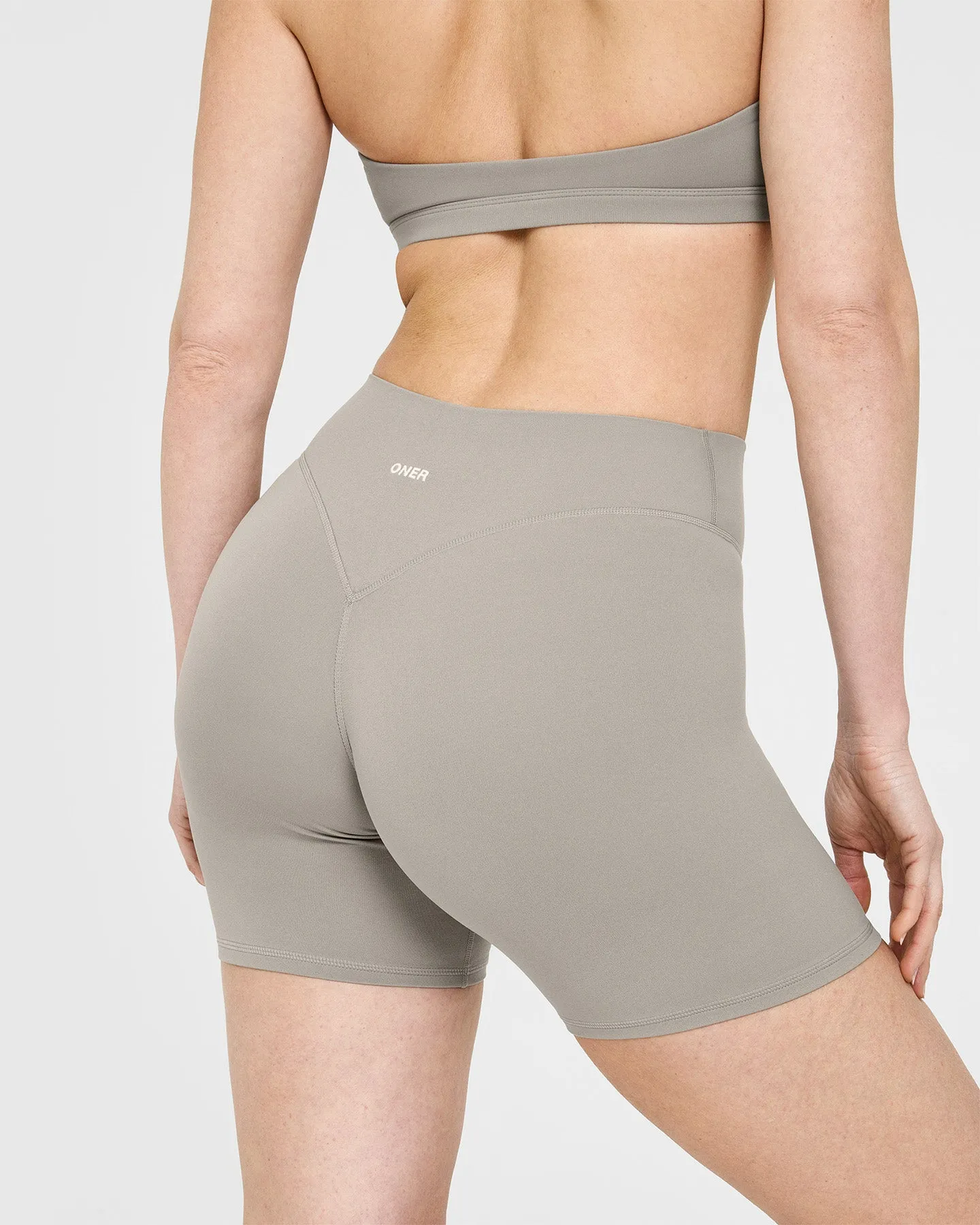 SoftMotion Shorts 6" | Warm Sand