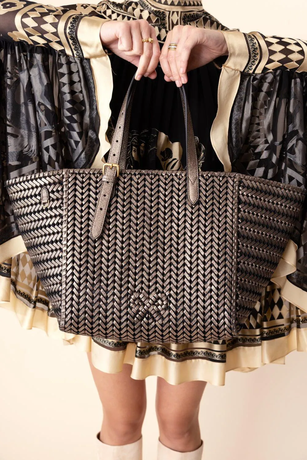 The Neeson Square Tote - Smog