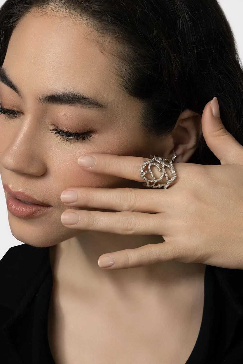 Thorn Briar Diamond Ring