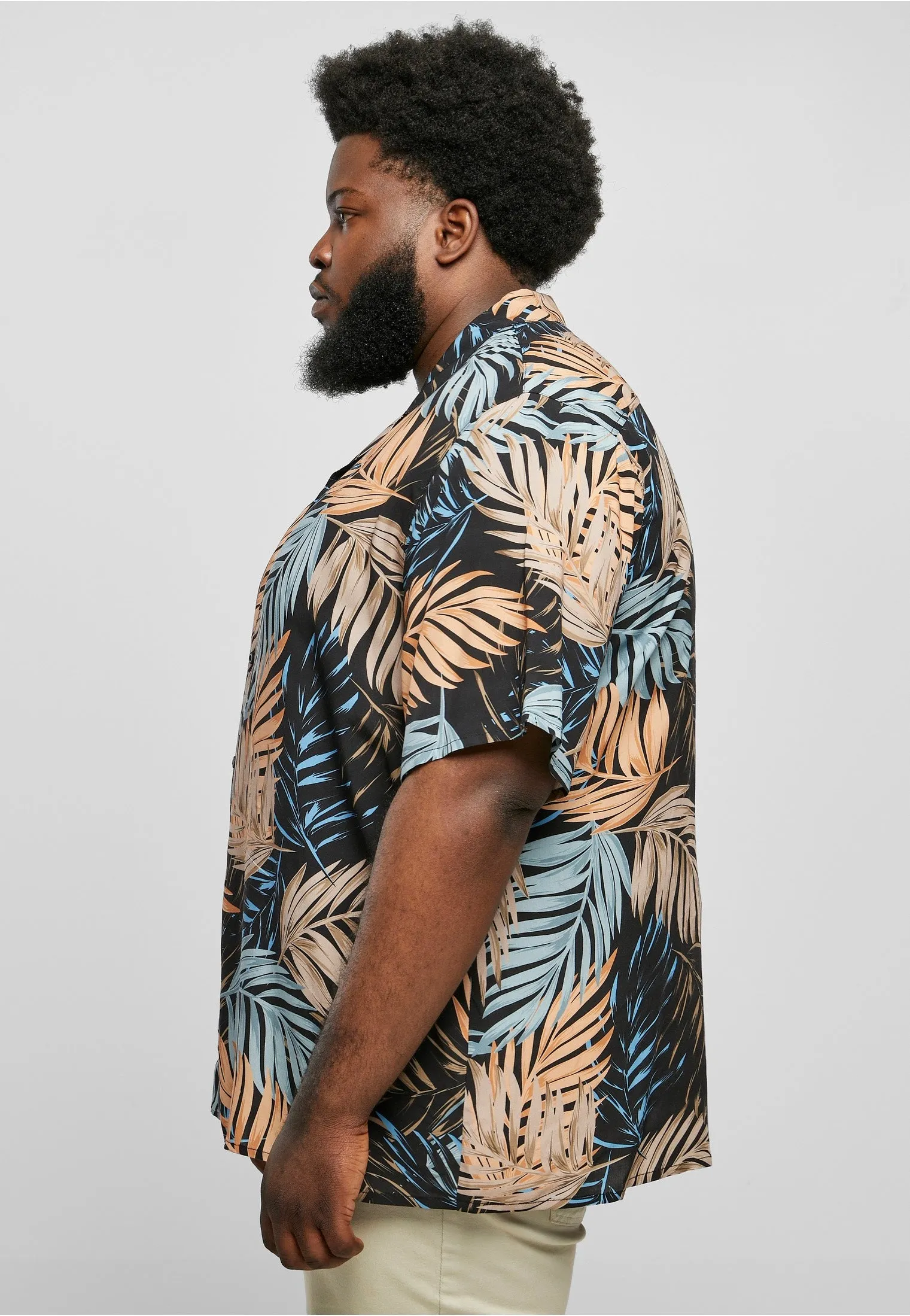 Urban Classics - Viscose AOP Resort Palmfront - Shirt