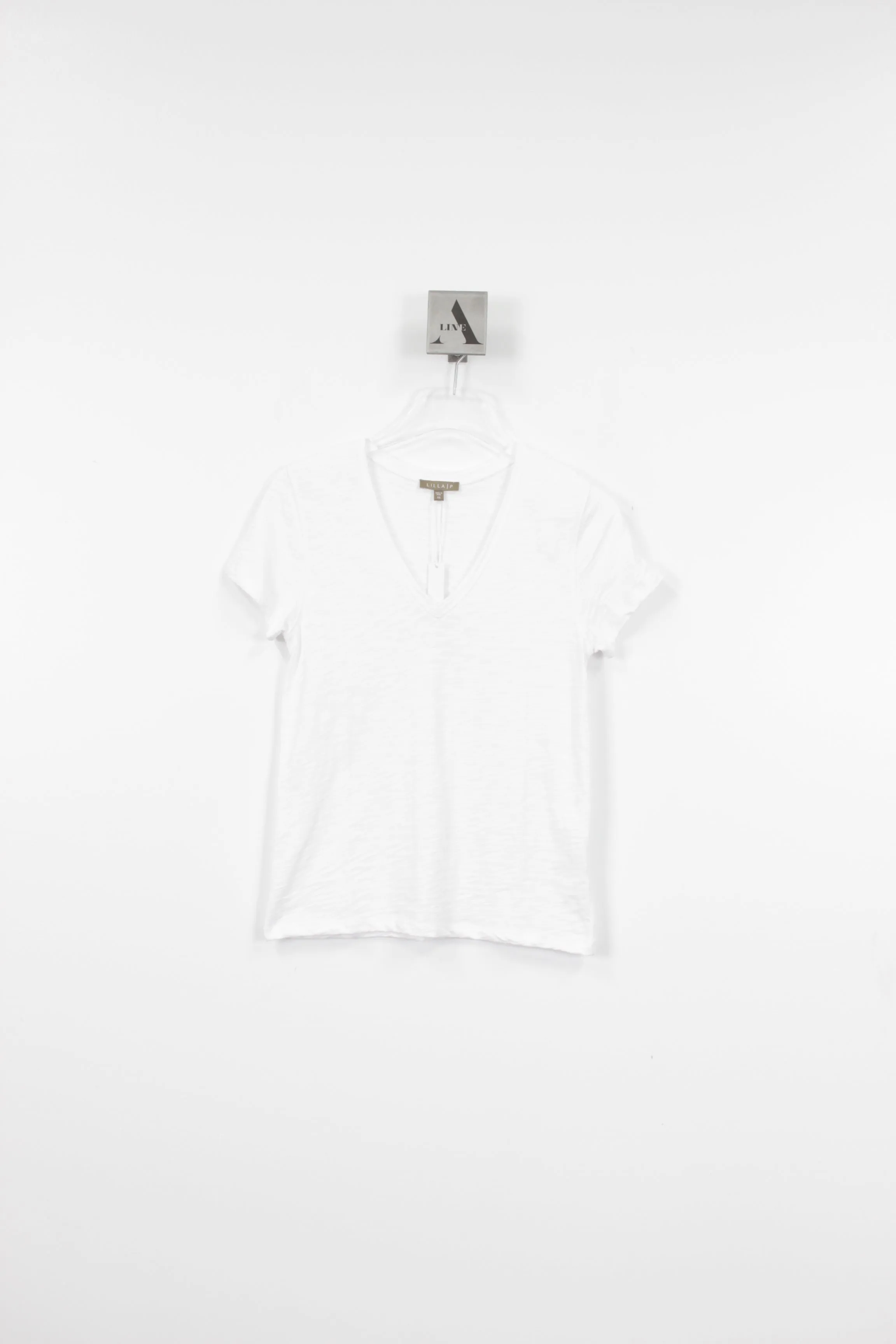 V-Neck Short Sleeve Back Seam Tee